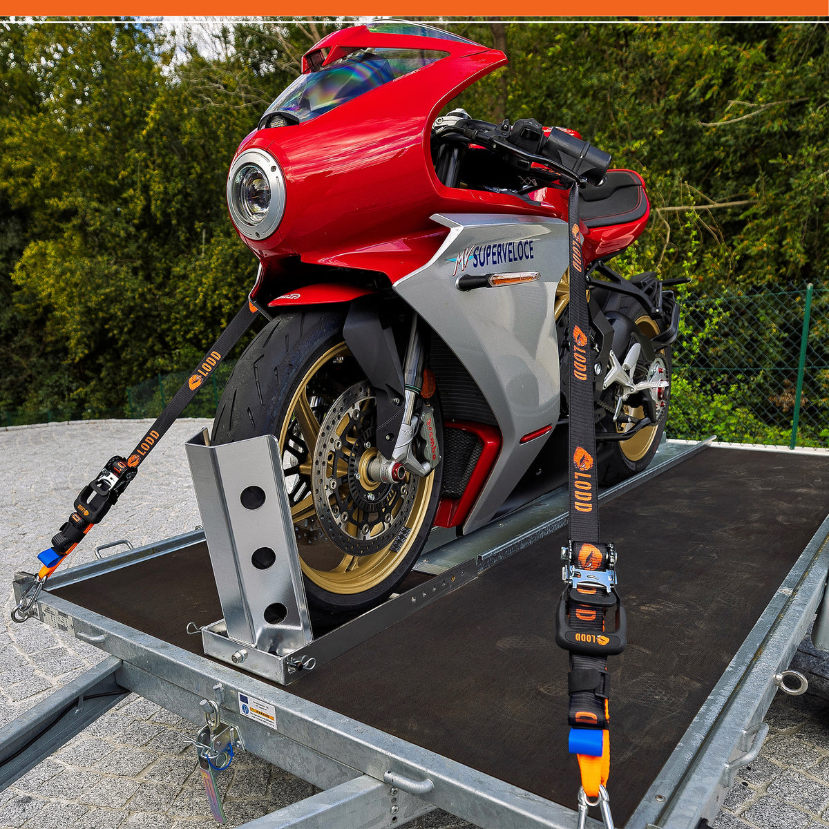 Sangles Moto Arrimage au Guidon  Manchons Composites Renforcés et Cliquet Ultra-Robuste –  38 mm –  1500 kg – Mousquetons acier – Valise Incluse